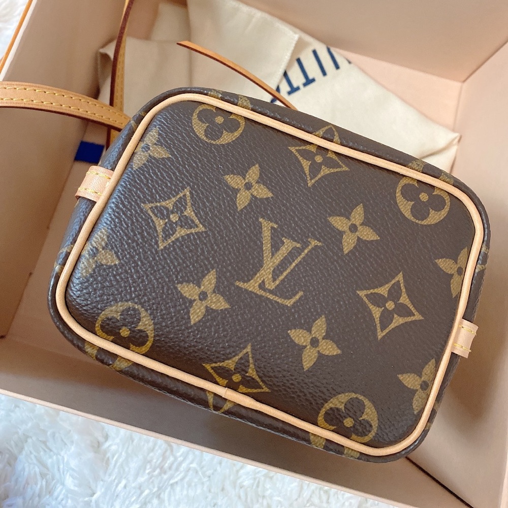 Louis Vuitton Nano Noe Handbag - Picture 2 of 13